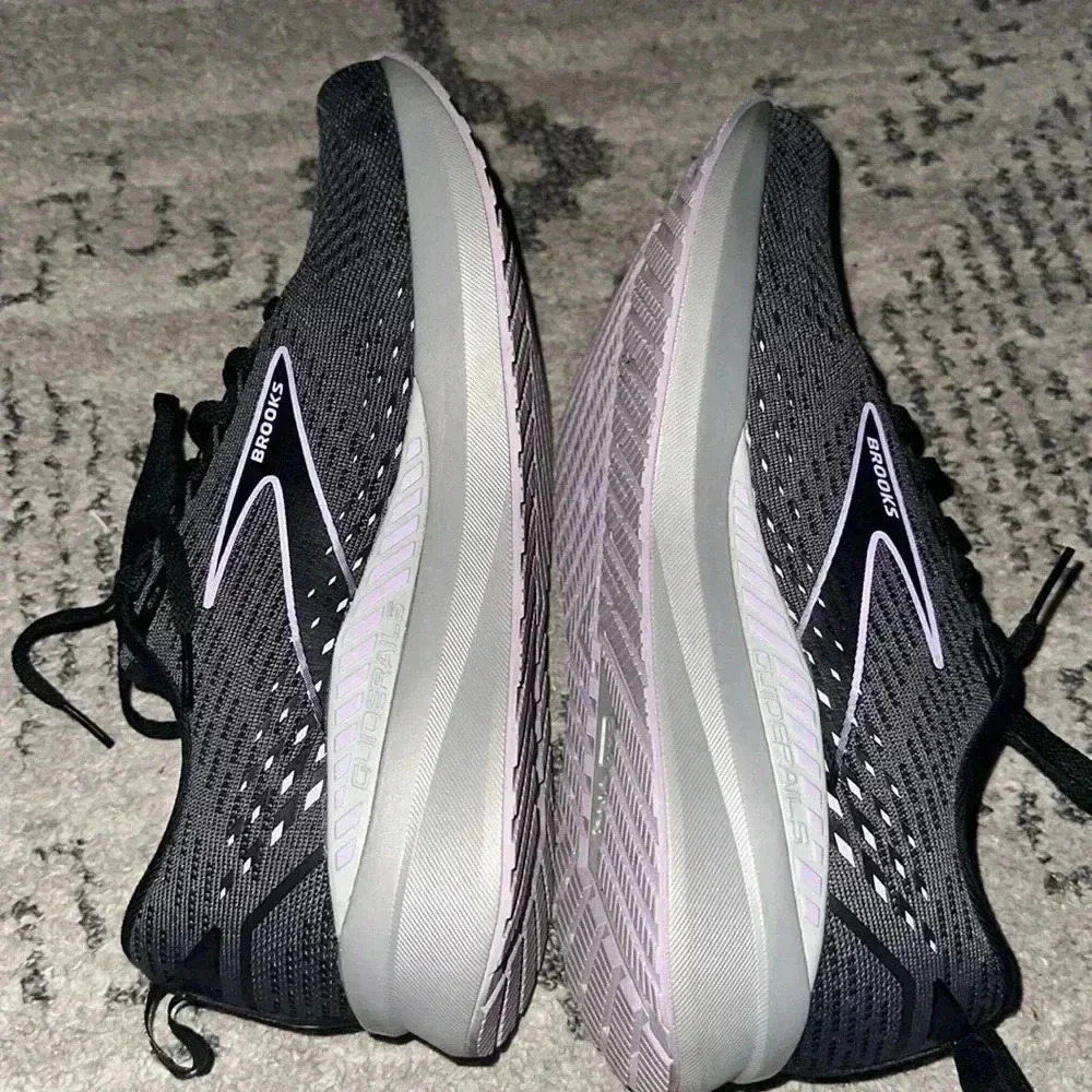 Women’s Brooks‎ Levitate 5 Guiderails size 10 - Picture 5 of 7